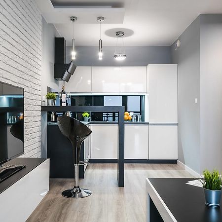 Apartamento Rentplanet - Odra Tower Breslavia Exterior foto